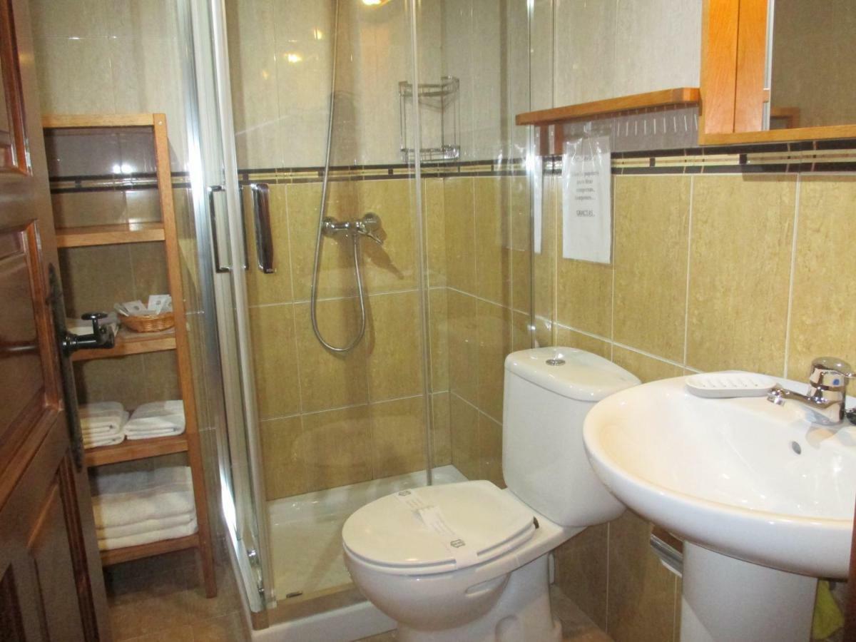 Onís Casa Rural El Jondrigu מראה חיצוני תמונה